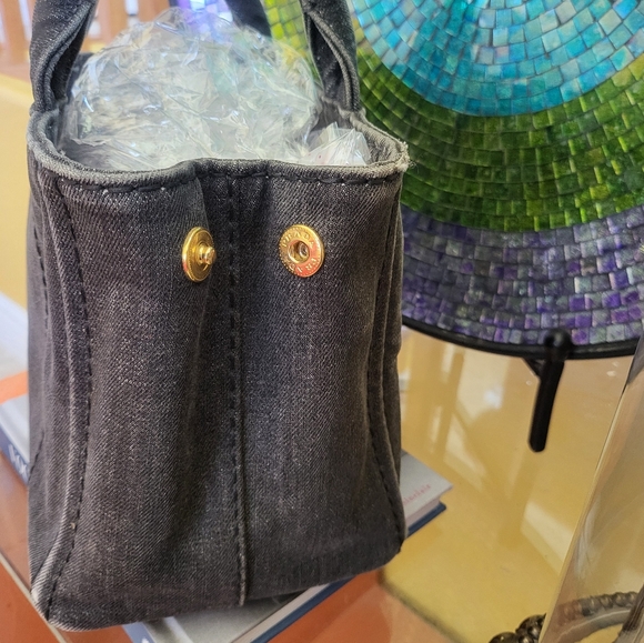 🔥Prada Canapa Logo Nero Denim tote. - Picture 5 of 15